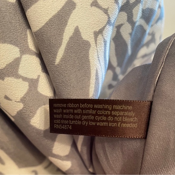 The Limited Gray and White Floral
Dress w/ Yellow Ribbon Belt - Picture 9 of 9